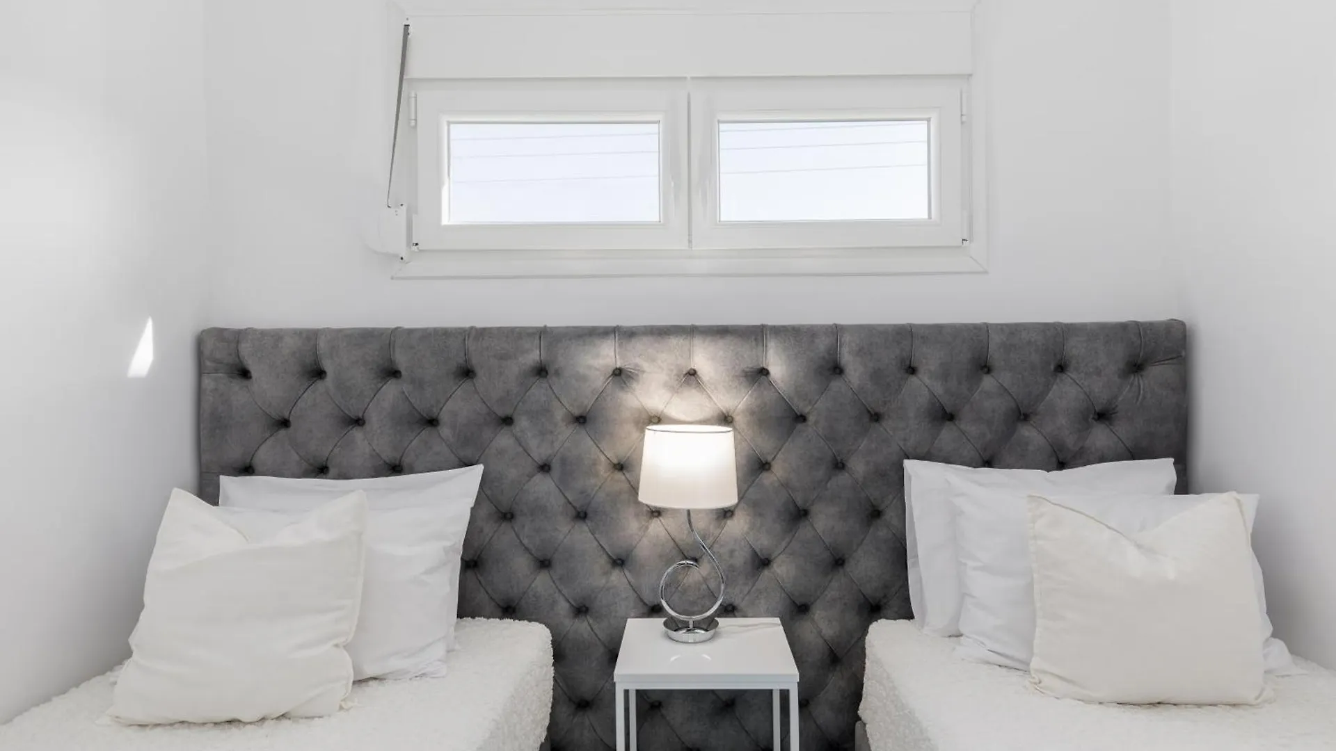 Stork Apartments Hanioti