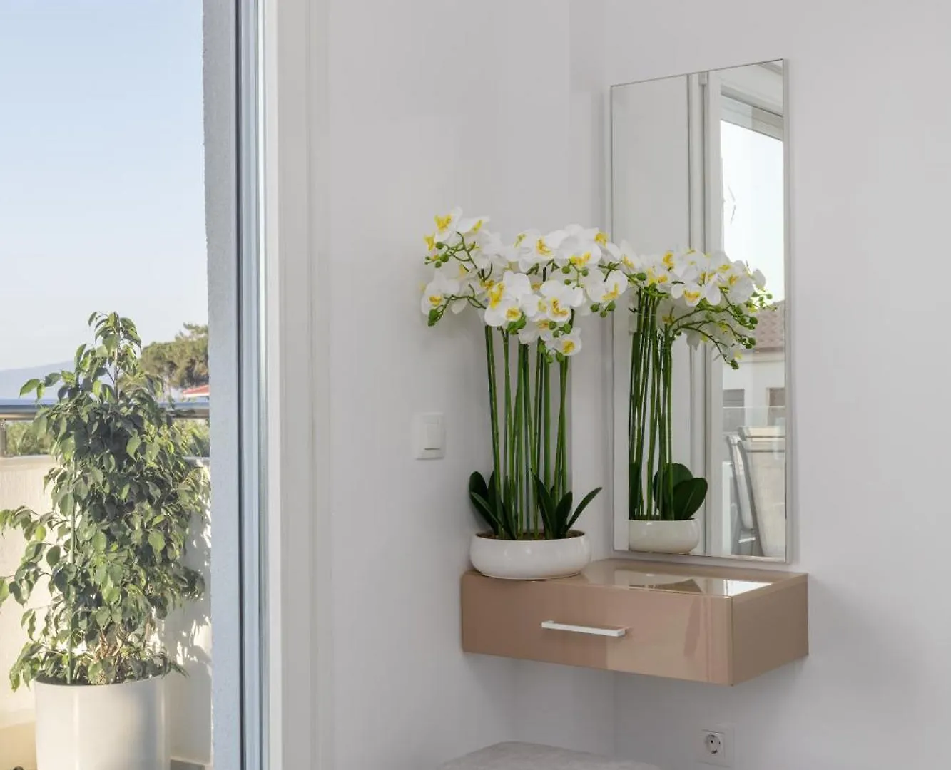 Stork Apartments Hanioti