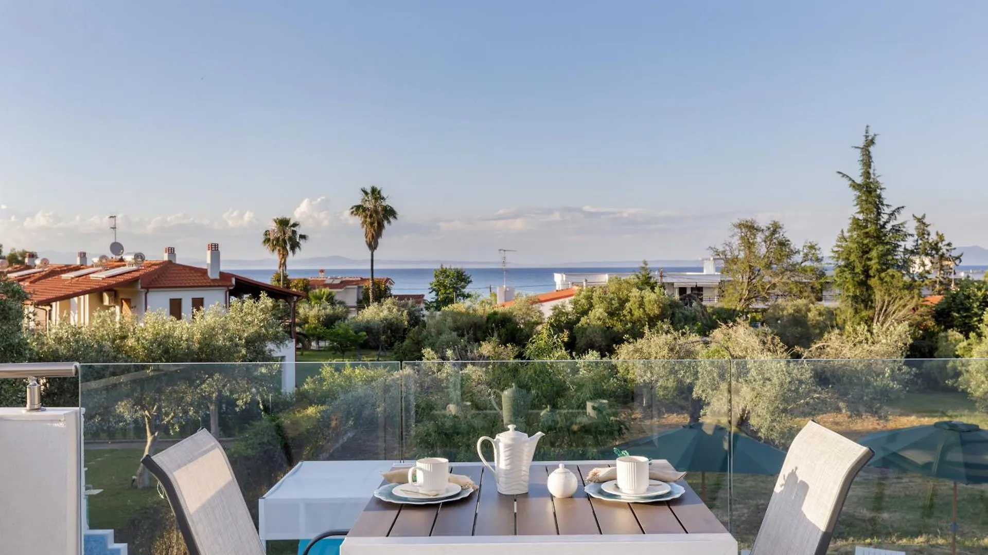 Stork Apartments Hanioti