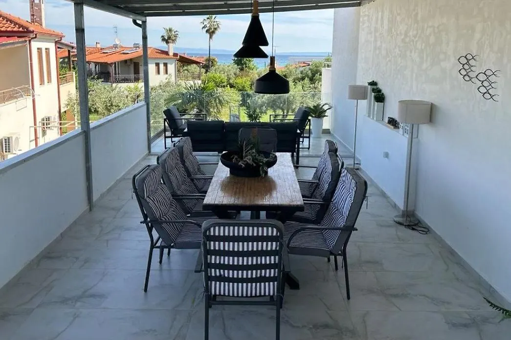Stork Apartments Hanioti